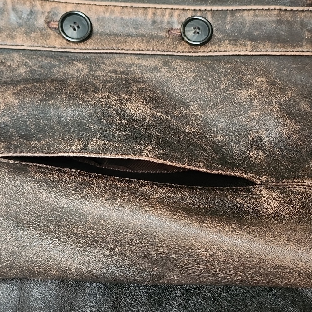 Wilson's Distressed Leather Jacket - Picture 3 of 6